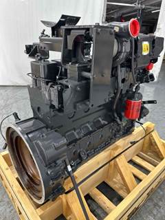 Komatsu SAA6D102E-2 Engine