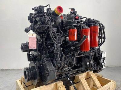Komatsu SAA6D125E-6 Engine