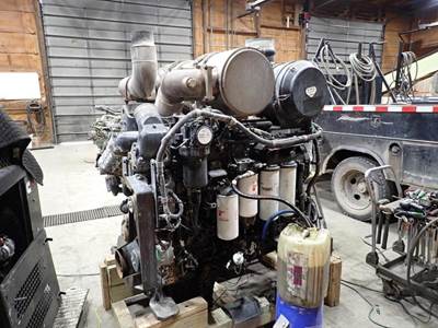 Komatsu SAA6D140E-6 Engine