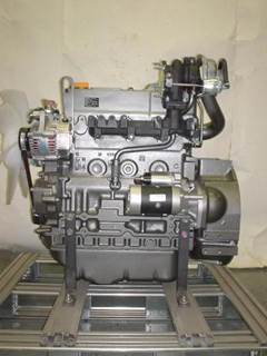Yanmar 4TNV84T-DSA Engine
