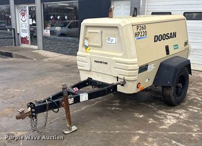 2012 Doosan P260 HP 220 Air Compressor