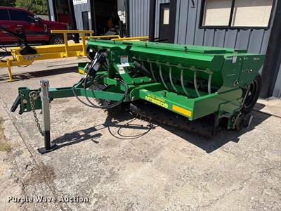 Great Plains NTS2509 No-Till Seeder