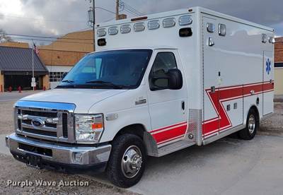 2010 Ford E450 Super Duty Ambulance