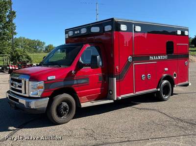 2015 Ford E450 Ambulance