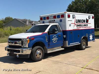 2017 Ford F350 Super Duty XLT Ambulance