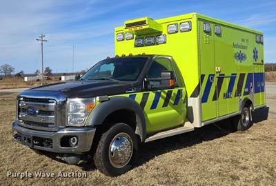 2015 Ford F550 Super Duty XLT Ambulance