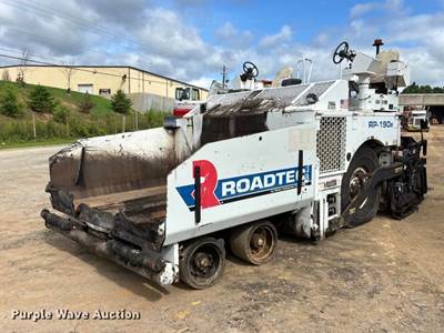 2005 Roadtec RP-190E Paver