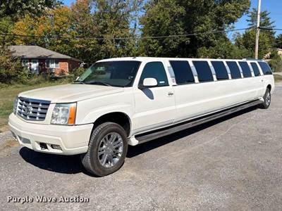 2003 Cadillac Escalade Limousine