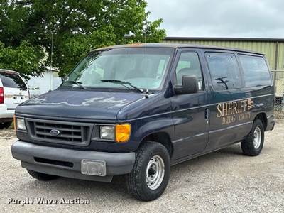 2003 Ford E150 Van