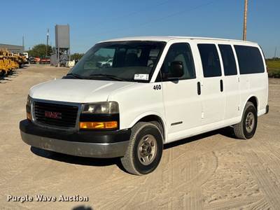 2004 GMC SaVana G2500 Van