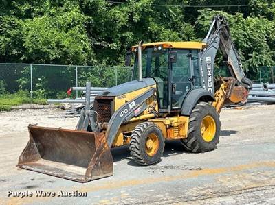 2010 John Deere 410J Backhoe