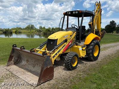 2013 New Holland B95c Backhoe