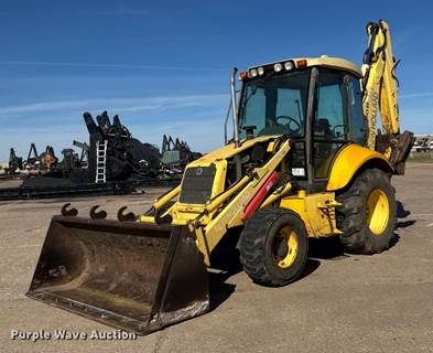 2004 New Holland LB90B Backhoe