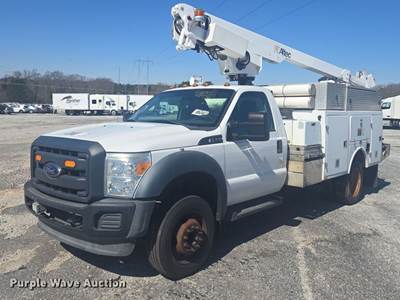 2015 Ford F450 Super Duty Bucket Truck