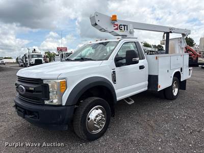 2017 Ford F450 Super Duty Bucket Truck