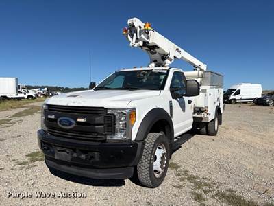 2017 Ford F450 Super Duty Bucket Truck