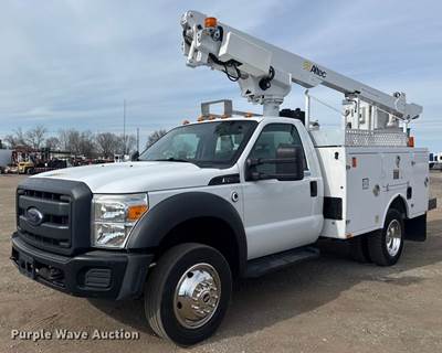 2012 Ford F450 Super Duty XL Bucket Truck