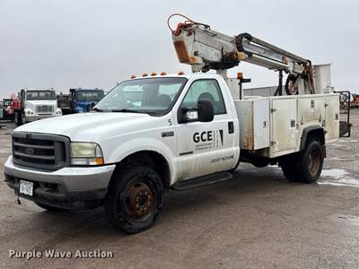 2003 Ford F550 Bucket Truck