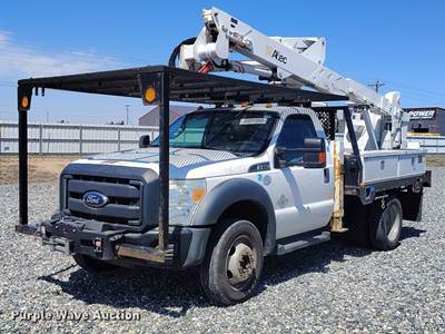2016 Ford F550 Super Duty Bucket Truck