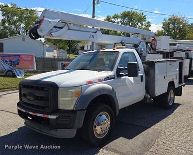 2011 Ford F550 Super Duty XL Bucket Truck