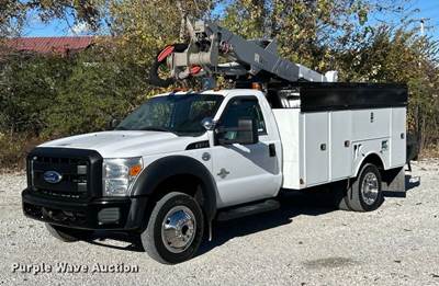 2011 Ford F550 Super Duty XL Bucket Truck