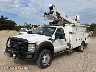 2015 Ford F550 Super Duty XL Bucket Truck