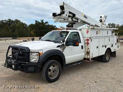 2015 Ford F550 Super Duty XL Bucket Truck
