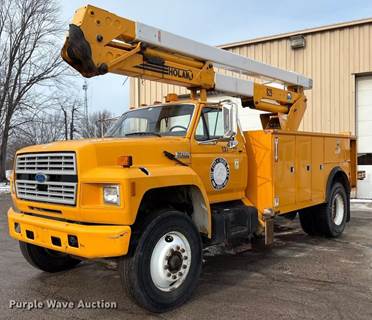 1994 Ford F700 Bucket Truck