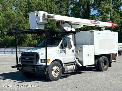 2015 Ford F750 Super Duty Forestry Bucket Truck