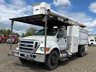 2015 Ford F750 Forestry Bucket Truck