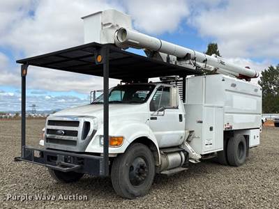 2015 Ford F750 Forestry Bucket Truck