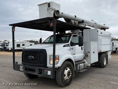 2016 Ford F750 Super Duty Forestry Bucket Truck