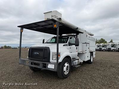 2016 Ford F750 Super Duty Forestry Bucket Truck