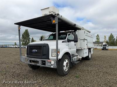 2016 Ford F750 Super Duty Forestry Bucket Truck