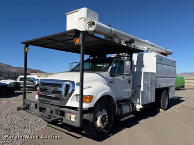 2015 Ford F750 Super Duty Forestry Bucket Truck