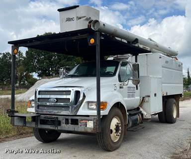 2012 Ford F750 Super Duty XL Forestry Bucket Truck
