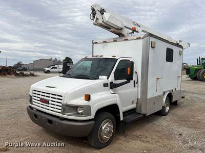2008 GMC C5500 Bucket Truck