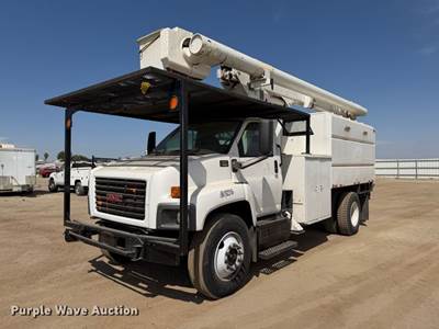 2006 GMC C7 Forestry Bucket Truck