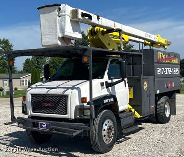 2009 GMC C7500 Forestry Bucket Truck