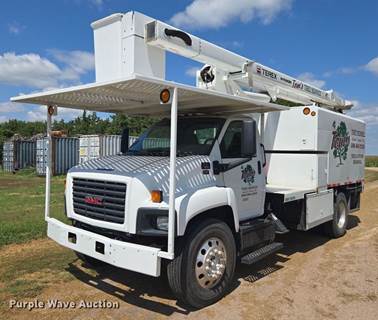 2006 GMC C7500 Forestry Bucket Truck