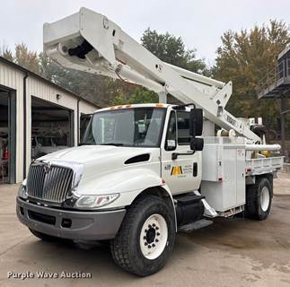 2006 International 4300 Bucket Truck