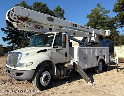 2016 International 4300 Bucket Truck