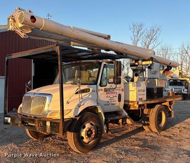 2005 International 4300 Bucket Truck