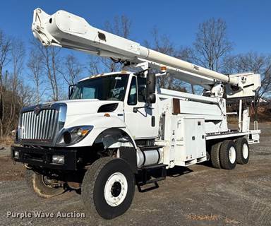 2014 International 7300 Bucket Truck