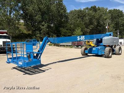 2008 Genie S-85 Boom Lift
