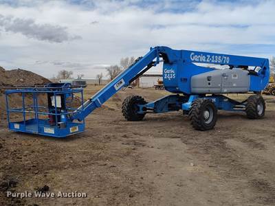 2006 Genie Z-135 Boom Lift