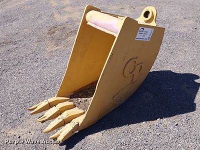 CP 710 Excavator Bucket