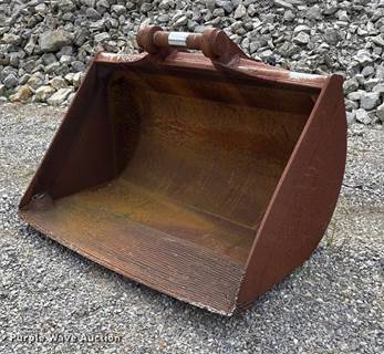 Pierce Excavator Bucket