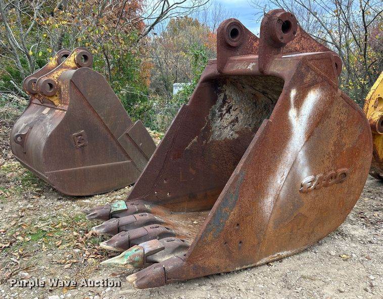 (2) Excavator Buckets For Sale Coweta, OK DJ6473