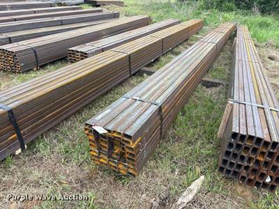 (40) Joints Of 25' x 2.5" x 1.5" Tubing